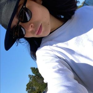 Meet your Posher, Aurora